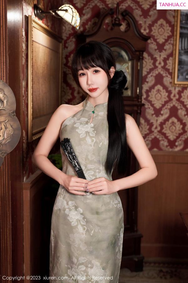 波巧酱  [XiuRen]高清写真图 2023.09.05 No.7337 波巧酱 丝袜美腿第10张图片